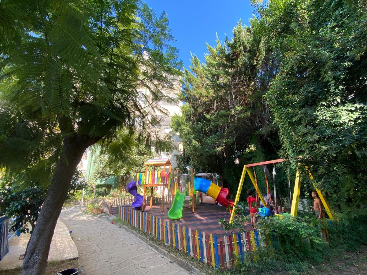 Melissa Garden 3*